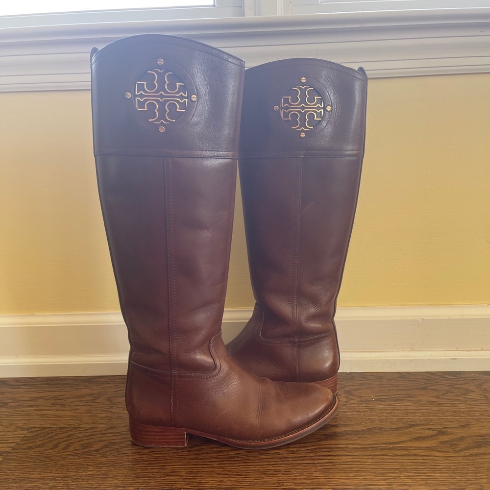 Tory Burch Kiernan leather boots